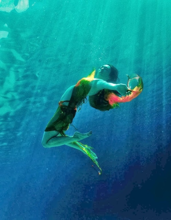 Mermaids by Kurt Arrigo #inspiration #photography #underwater