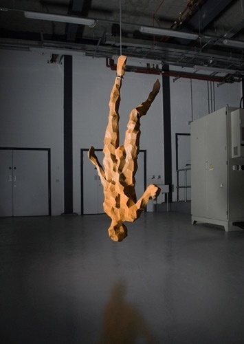 Metropolitan Works - Discovery : Oscar & Ewan #exhibition #sculpture #hexagon #rust