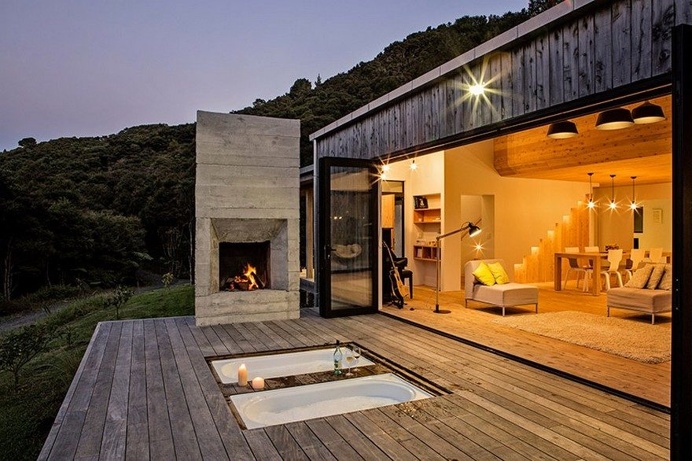 Modern Family Retreat House Inspired by New Zealand's Backcountry Huts 4