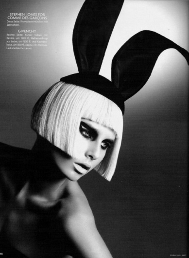 Sara Lindholm #white #bunny #black #photography #and #fashion #givenchy #female