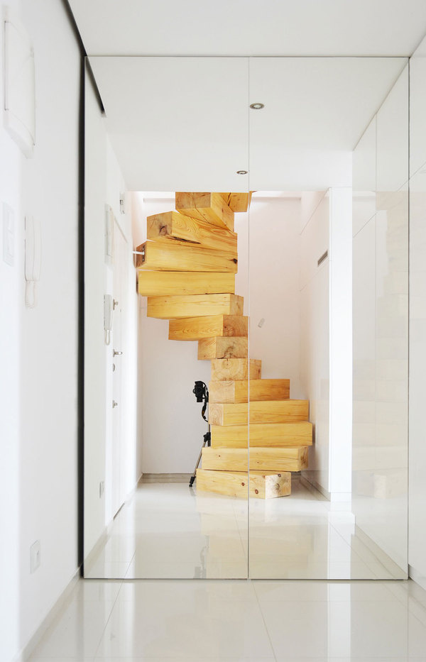 Wendeltreppe in Rzeszow von QC Architekten #architect #qc #wood #minimal #stairs