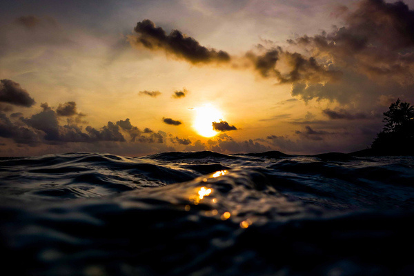 photo #ocean #water #photography #sunset #waves