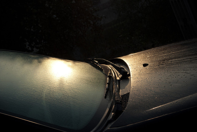 IG088 #water #fog #sunlight #car #drops