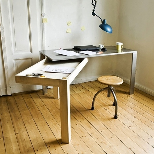 Final Frame: What's So Special About This Desk? | Apartment Therapy Unplggd #desk