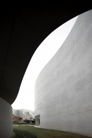 Architecture Photography: Mimesis Museum / Alvaro Siza + Castanheira & Bastai Arquitectos Associados + Jun Sung Kim - Mimesis Museum - Alvar #museum #siza #mimesis #architecture #minimal #alvaro