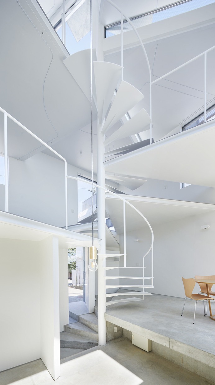 House in Goshikiyama by Tomohiro Hata Architect and Associates