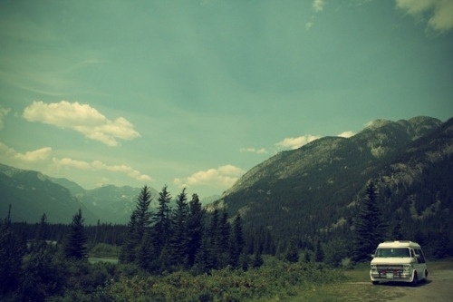 img55.jpg 500×333 pixels #sky #van #photography #vintage #mountains #trees