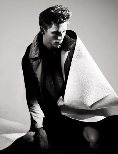 Somewhere in Boystown by Willy Vanderperre | Homotography #white #black #photography #willy #and #vanderperre