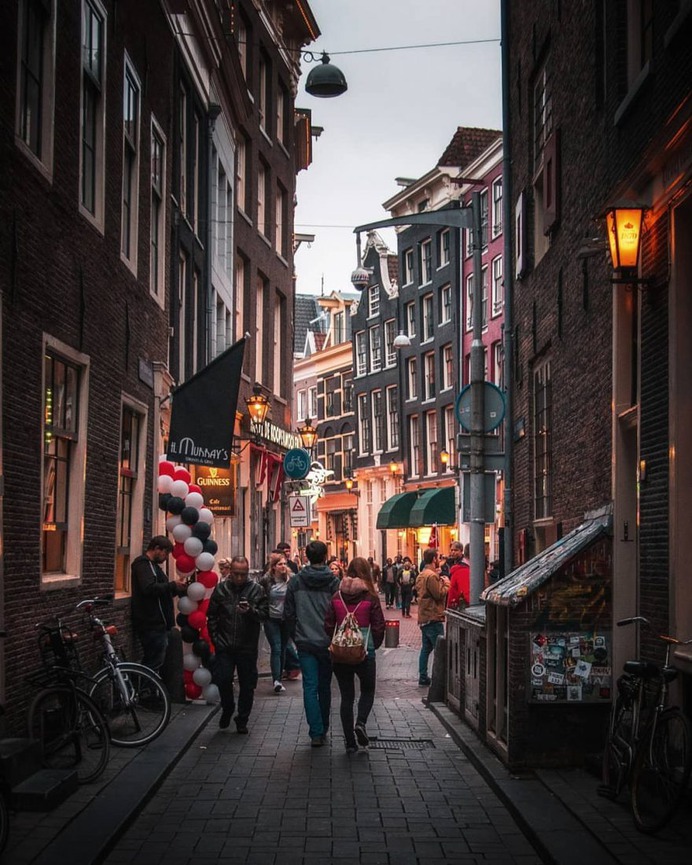#bestcitybreaks: Stunning Street Photography by Duarte Moura