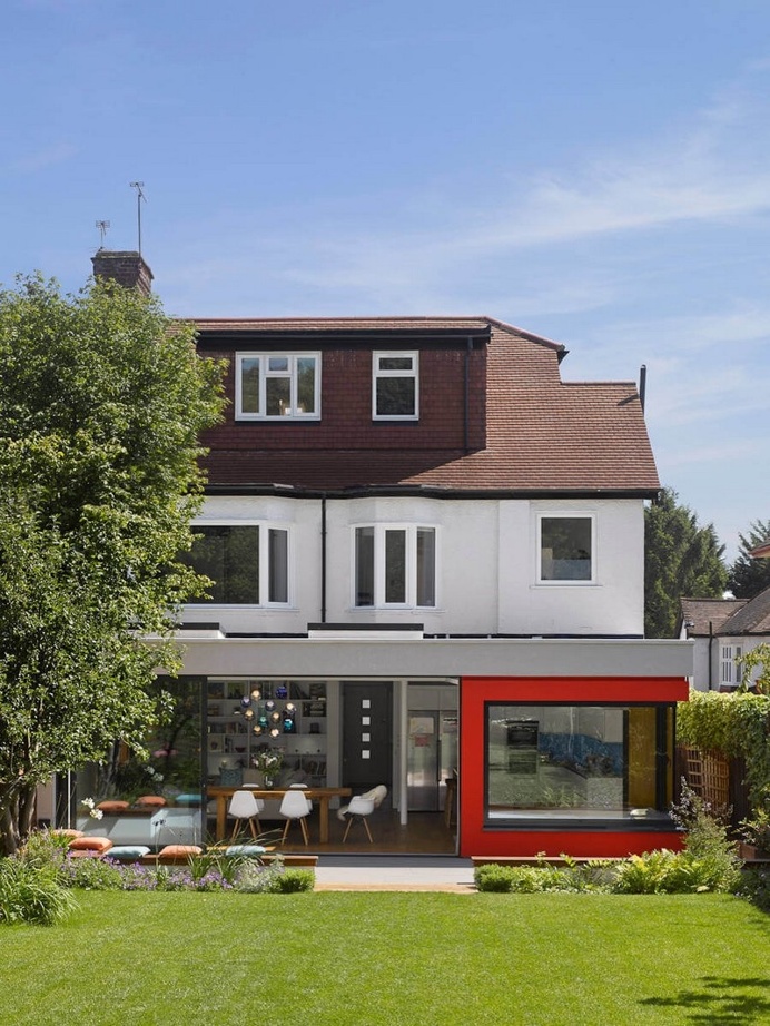 Minchenden Crescent by Andrew Mulroy Architects