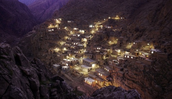 Amos Chapple #iran #photography #travel