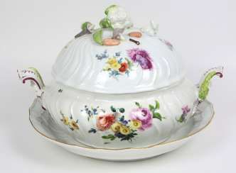 Meissen, Princely Rococo tureen to 1760/65 #porcelain