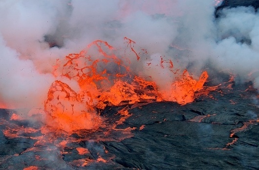 Nyiragongo Crater: Journey to the Center of the World - The Big Picture - Boston.com #lava #nature #gas
