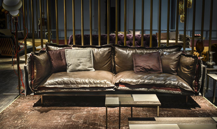 Modern Leather Italian Sofa with Built-in Zipper - #design, #furniture, #modernfurniture,