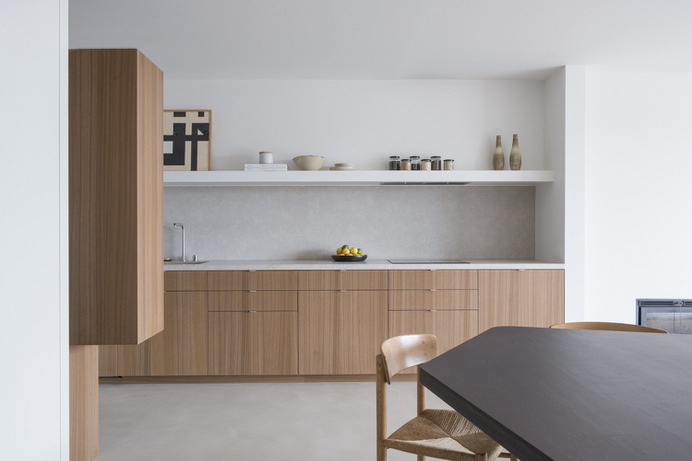 Apartment V by Charlotte Vercuysse