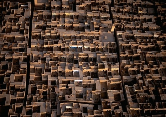 Hi-Def Photos - Earth From Above: Stunning Images by Yann Arthus-Bertrand - My Modern Metropolis #urbanism #courtyards #architecture #morocco