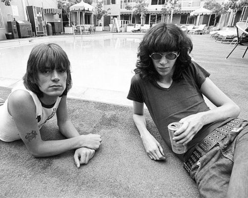 tumblr_ldccg6UYKU1qbo7kuo1_500.jpg 500×400 pixels #ramones