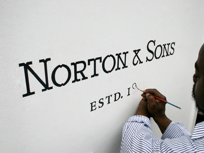 http://www.movingbrands.com/wp-content/uploads/2012/10/MovingBrands_NortonSons_experience_01_signage_7086.jpg