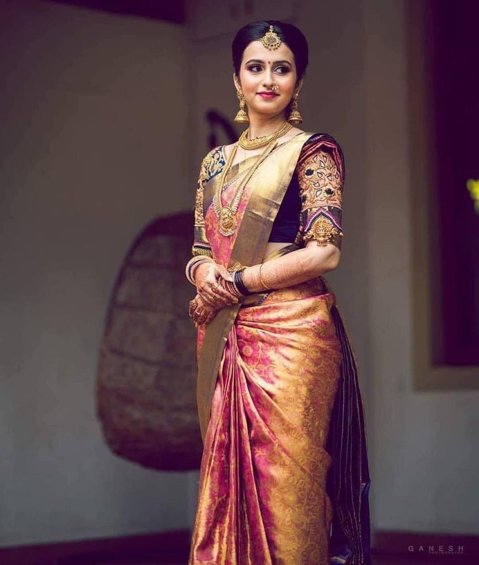 51+ Scintillating Banarasi Sarees For Wedding To Take your Bridal Trousseau Up a Notch!