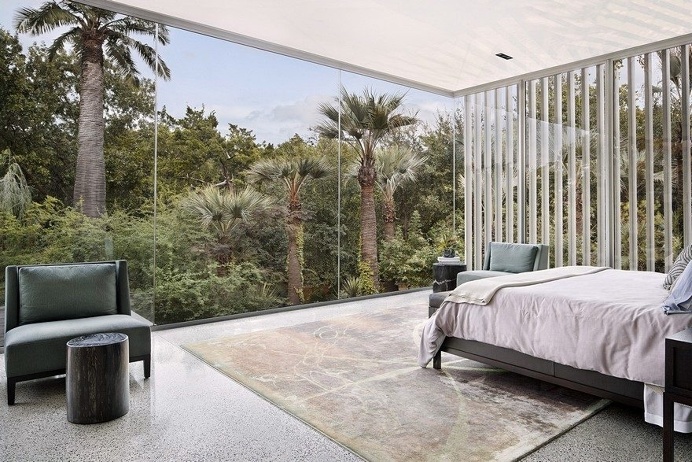 Vertical House in Dallas 7
