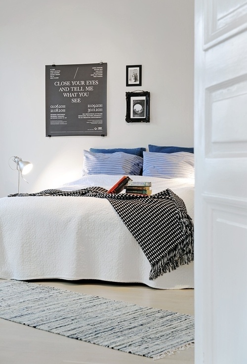Vajza N'kuti #interior