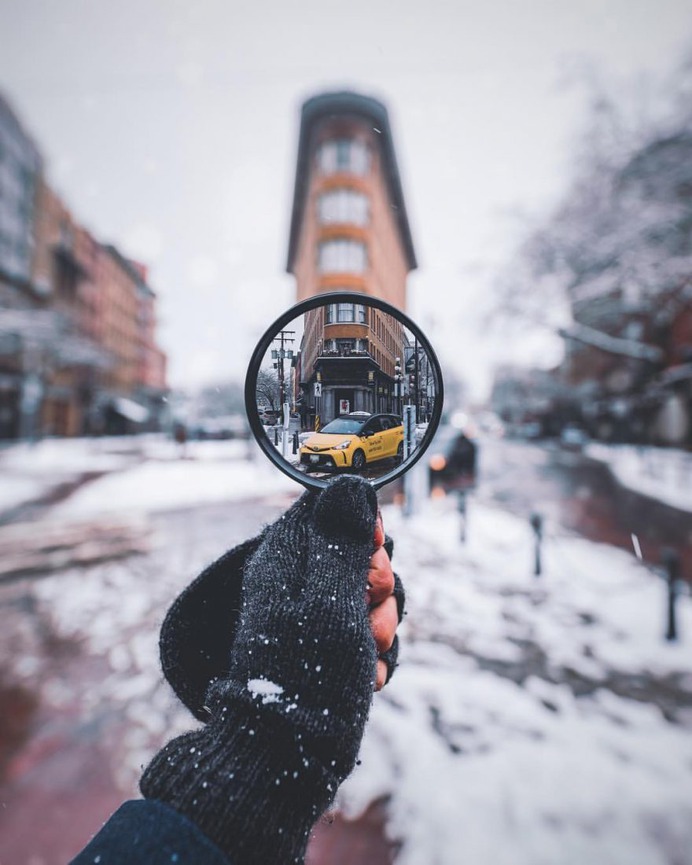 Vibrant and Moody Urban Photos in Vancouver by Mado El Khouly