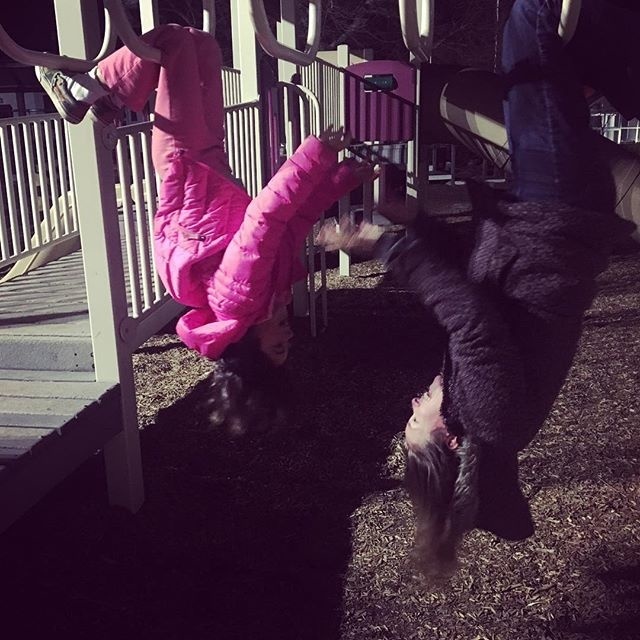 Shannon and Maggie just hanging out 😍