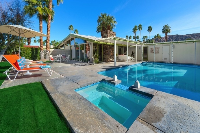 Laverne by Design H3K residence with a unique style - www.homeworlddesign. com (29) #house #interiors #california