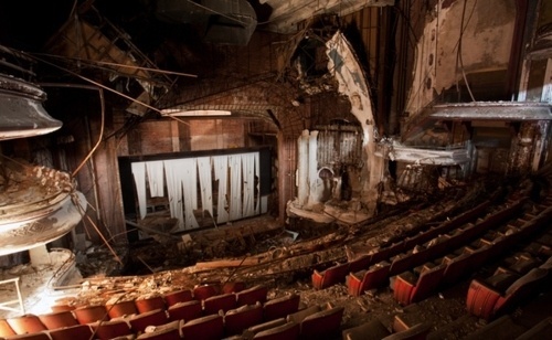 tumblr_ljjzg833pg1qa08y3o1_500.jpg 500×308 pixels #theater #photography