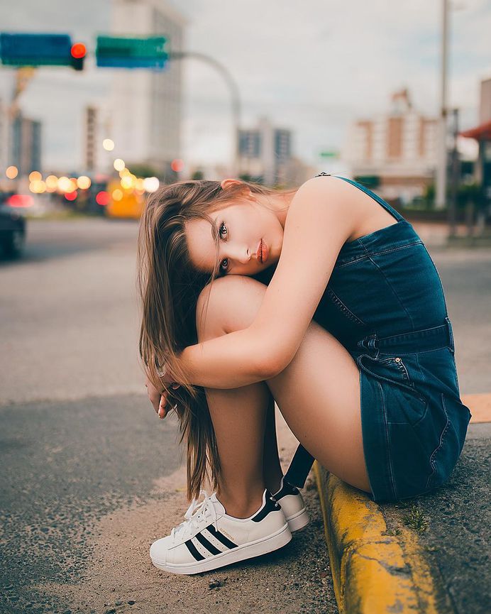 Gorgeous Lifestyle Portrait Photography by Isadora Brigido