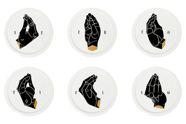STEREOTYPISM by Casalinghe di Tokyo | A R T N A U #plate #vessels #hand #stereotypism