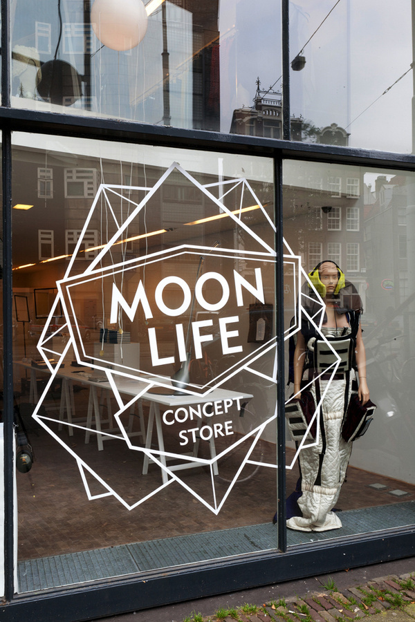 11_moonlife_conceptstore_01 #signage #logo #branding