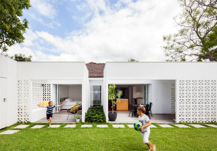 Breeze Bloc House - #architecture, #house, #home,