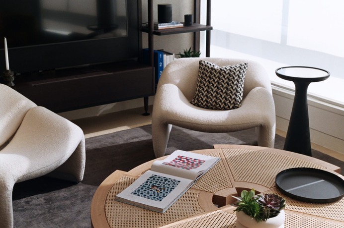 Centre Point Apartment by MoreySmith