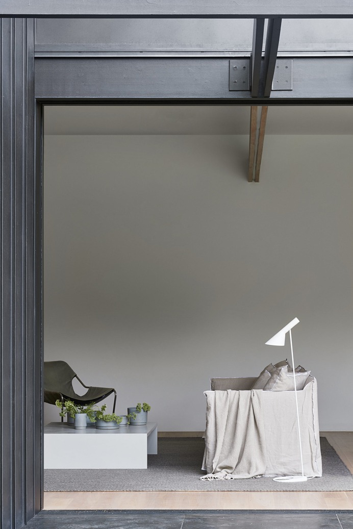 Central Park Road Residence II by studiofour