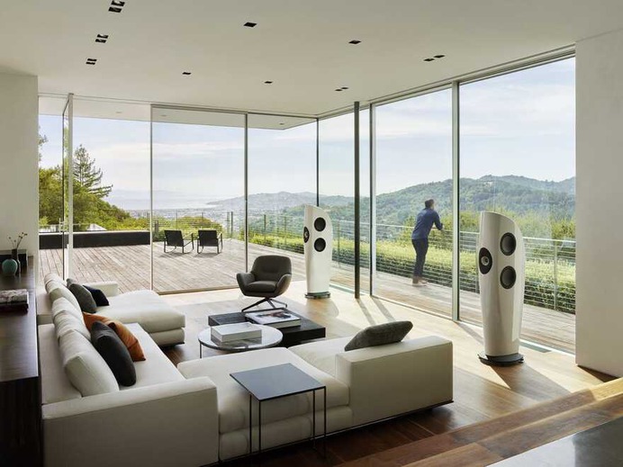 living room / EYRC Architects