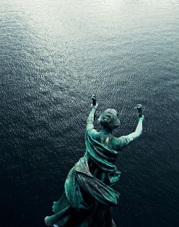 Joao Canziani Photography (28) #statue #water