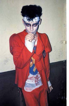 Featured image is reproduced from Derek Ridgers: 78-87 London Youth/