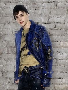 Descendants 2 Mitchell Hope