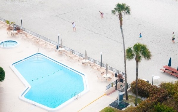 Lido Beach by Juliette Charvet #inspiration #photography #art #fine