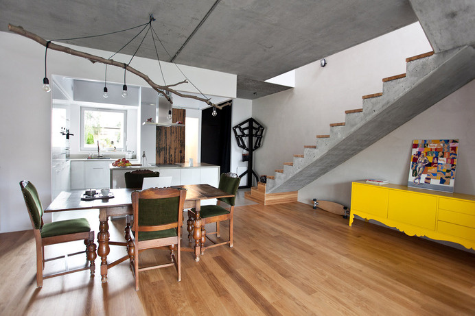 mode:lina Warms Up This Concrete Home with Natural Elements #interior #design #decor #deco #decoration