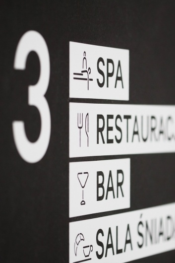 Poziom 511 | Jarek Kowalczyk – Komunikacja Wizualna #icon #pictogram #sign #typography