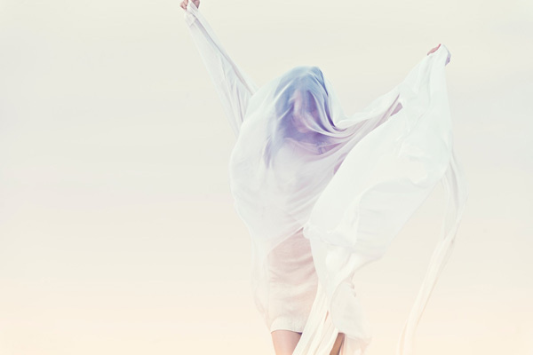 Sea Change Blanc, Matthieu Belin #fashion #photography #woman