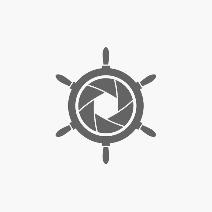 Morten Strauch Maritime Photographer #Logo by Philipp Zurmöhle – www.philippzm.com