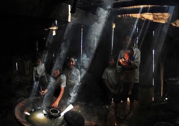 Catching the Light 3 #asia #photography