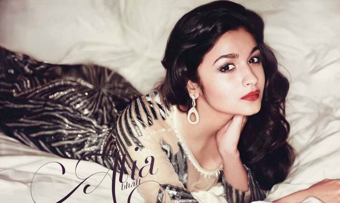 Alia Bhatt Beautiful High Resolution Desktop Wallpaper – WallpapersBae