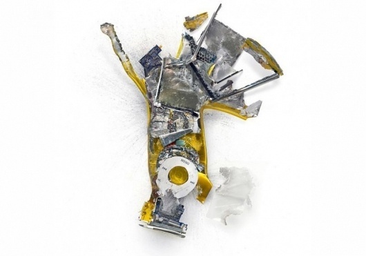 Apple | SLAMXHYPE #photography #ipod #damage