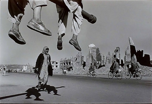 5000 Photographs: Photograph # 213, James Nachtwey #white #photo #black #nachtewey #james #journalism #and