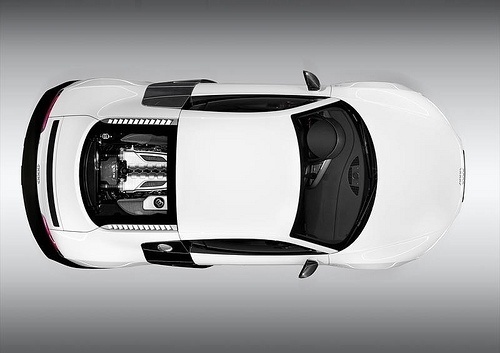 All sizes | r8-v10-52-fsi-quattro-2010-top-down-view_w800 | Flickr - Photo Sharing! #saudi #car