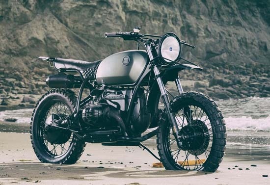 ♥ Sweet ride. #BMWR906 #SlowBurn #Icon1000
